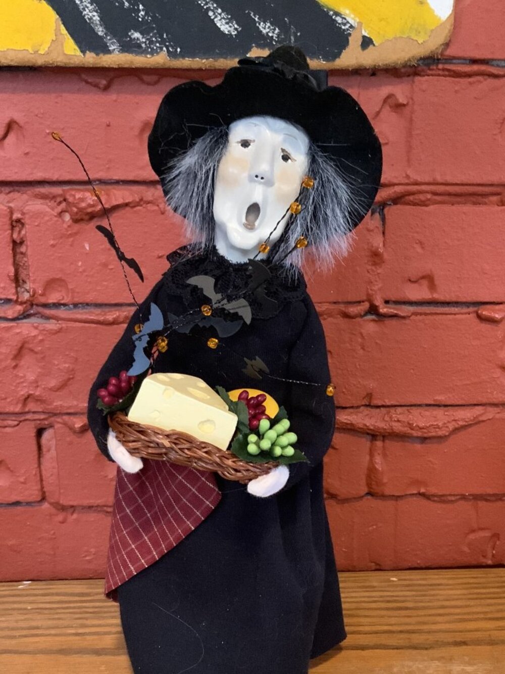 Byers Choice 2019 Witch w/ Cheese Tray & Bats Flying.